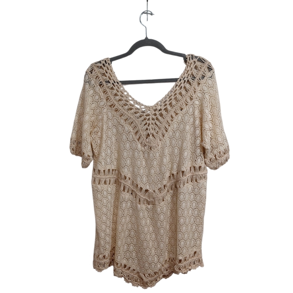 Boho Crochet V-Neck Tunic Top in Beige 👚 - Picture 2 of 5